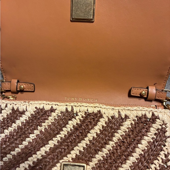 Tory Burch Brown and Cream Crossbody Bag with Gold Chain - Picture 7 of 13